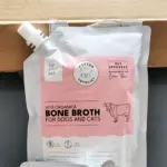 Supă de oase de miel irlandez pentru câini și pisici Doctor Totolici®, cu dop resigilabil, 350 ml photo review